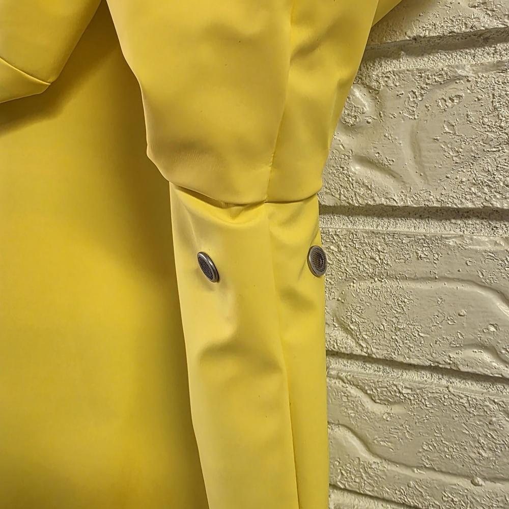 Pendleton Yellow Hooded Raincoat with Striped Lining - Picture 7 of 10